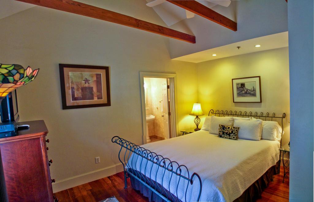 Night Swan Intracoastal Bed&Breakfast New Smyrna Beach Zewnętrze zdjęcie