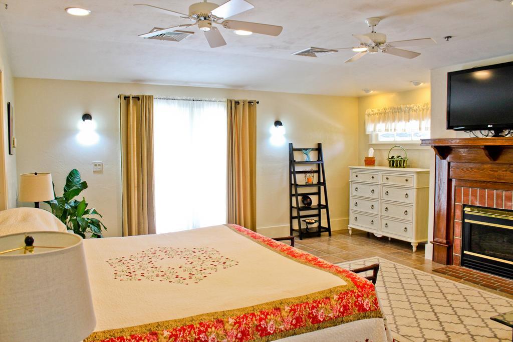 Night Swan Intracoastal Bed&Breakfast New Smyrna Beach Zewnętrze zdjęcie